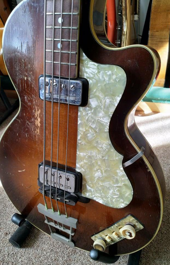 Hofner 500/2 - Club Bass (1965)