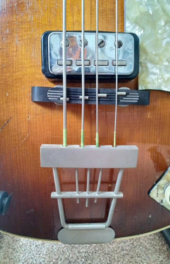 Hofner 500/2 - Club Bass (1965)